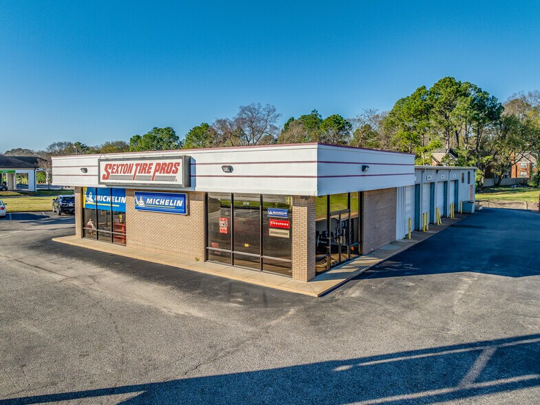 Primary Photo Of 2718 Zelda Rd, Montgomery Auto Repair For Sale