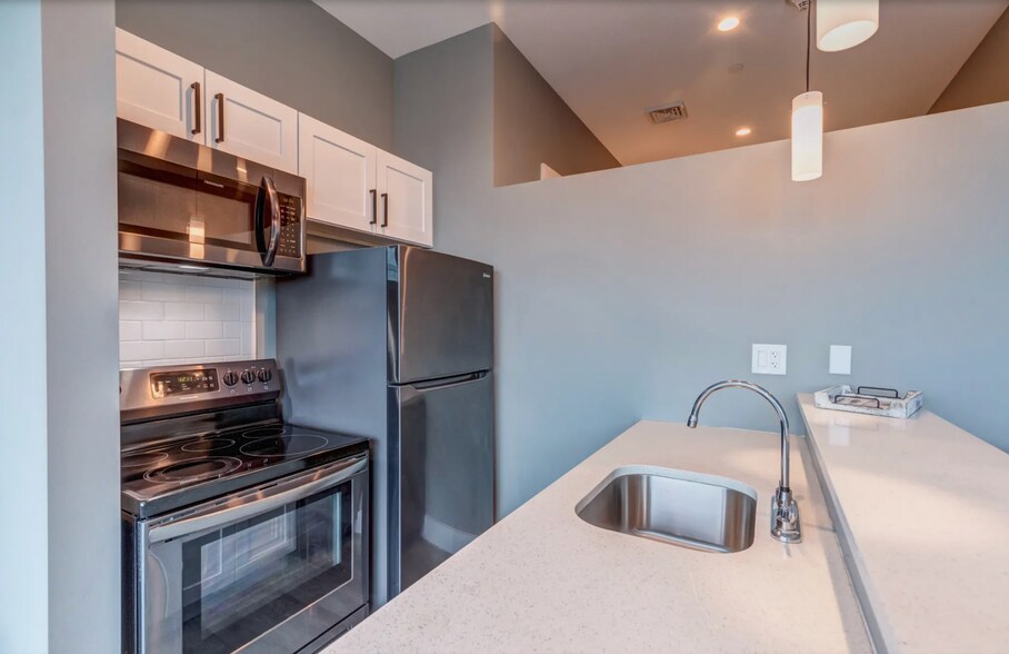 More Photos Of 2901 Euclid Ave, Cleveland Apartments For Sale