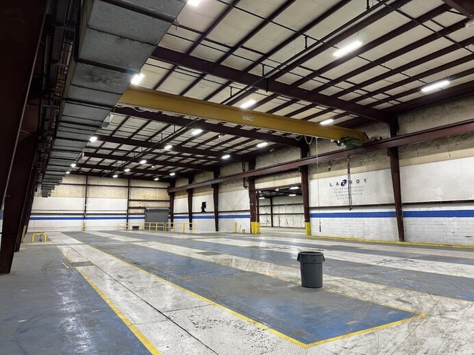 More Photos Of 133 Scanlan St, Newton Distribution For Lease