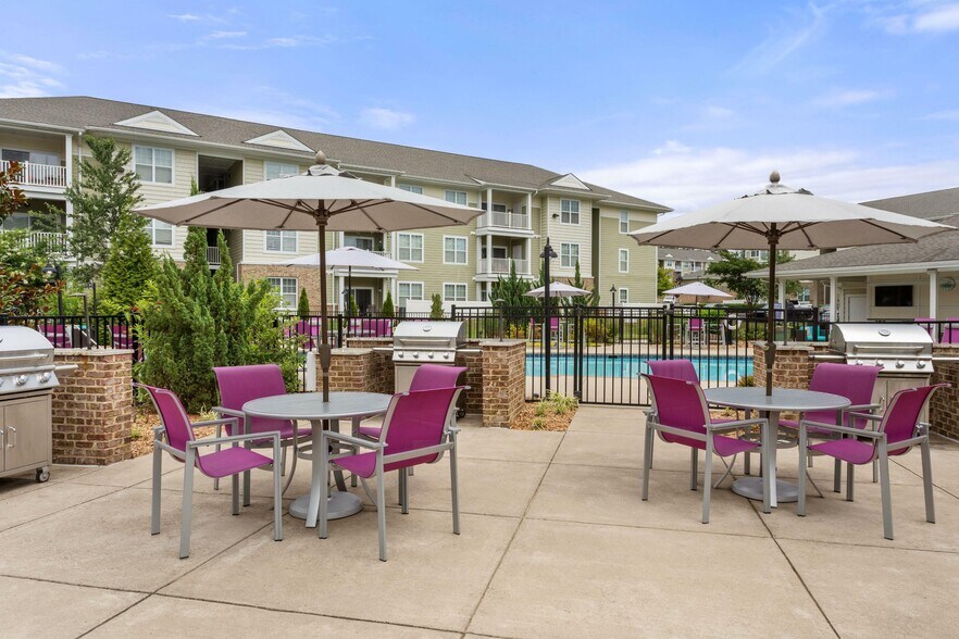 More Photos Of 14400 Palladium Dr, Midlothian Apartments For Sale