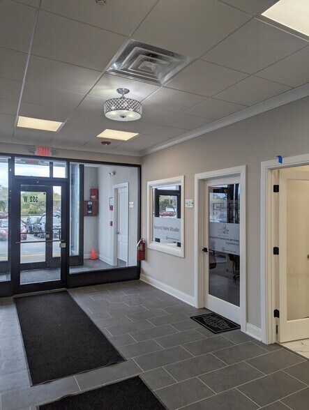 More Photos Of 346-358 W Maple St, New Lenox Unknown For Lease