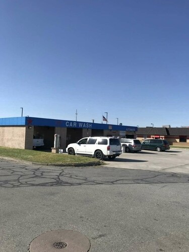 More Photos Of 1865 W 5300 S, Roy Carwash For Sale