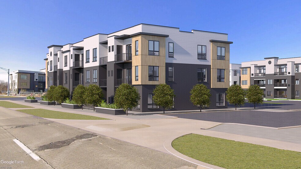 More Photos Of Big Beaver Rd, Troy General Retail For Sale