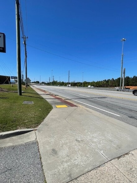 More Photos Of 3500 Riverside Dr, Macon-Bibb Religious Facility For Sale