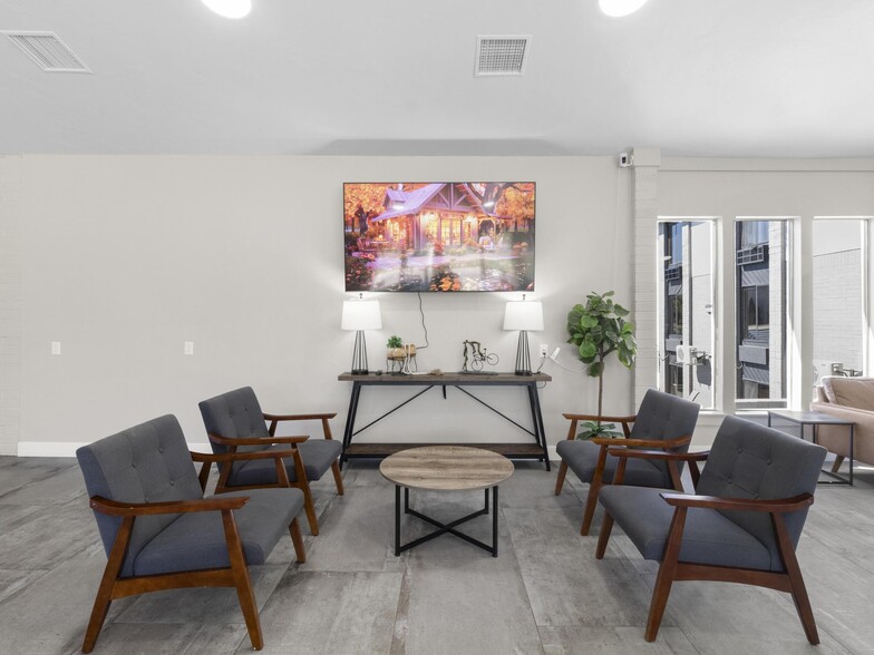 More Photos Of 333 N Main St, Richfield Hotel For Sale