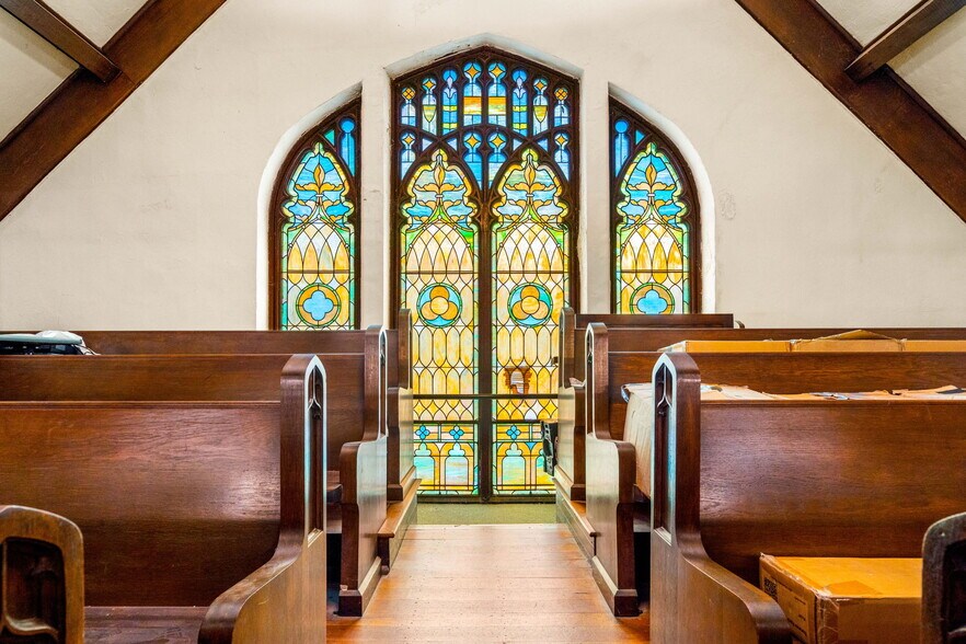 More Photos Of 32 Lowell St, Reading Religious Facility For Sale