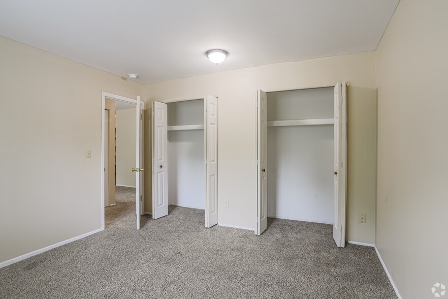 More Photos Of 6129-6201 Beechfield Dr, Lansing Apartments For Sale