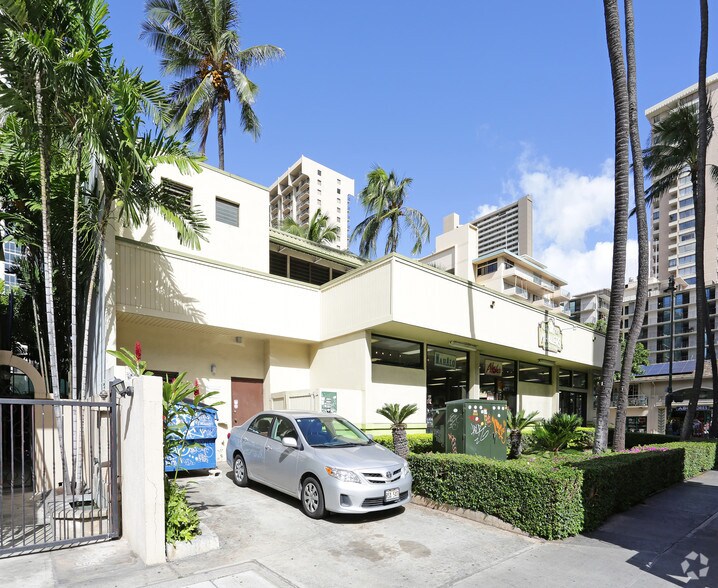 More Photos Of 352 Lewers St, Honolulu Storefront Retail Office For Sale