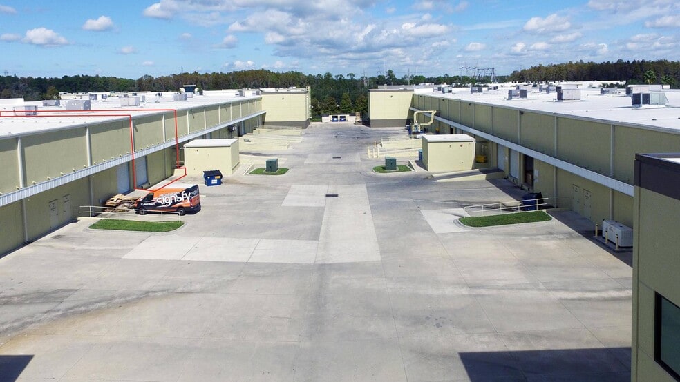 More Photos Of 640 Brooker Creek Blvd, Oldsmar Light Distribution For Sale