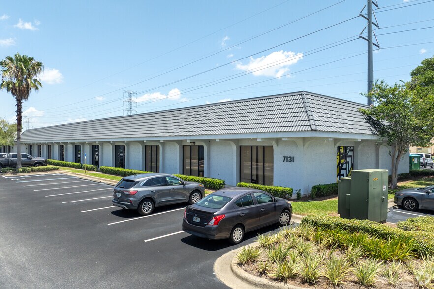 More Photos Of 7041 Grand National Dr, Orlando Unknown For Lease