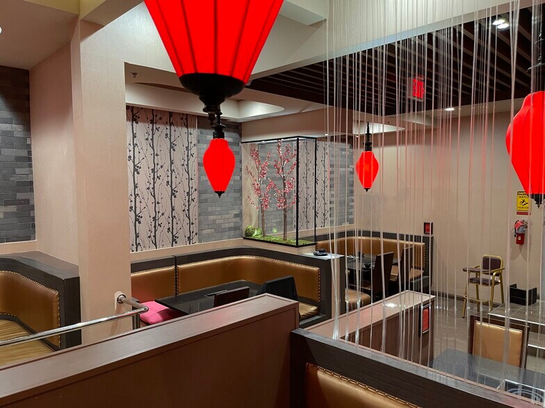 More Photos Of 1375 E Tropicana Ave, Las Vegas Restaurant For Lease