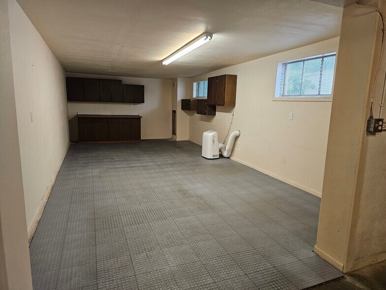 More Photos Of 2336 E Platte Ave, Colorado Springs Industrial For Sale