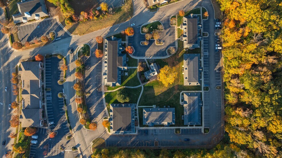 More Photos Of 324 Browns Hill Ct, Midlothian Coworking Space