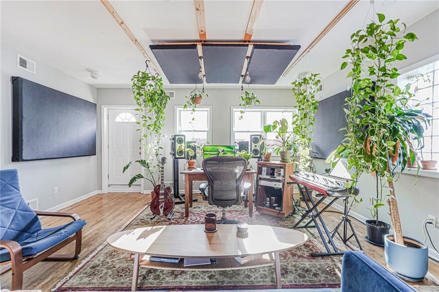 More Photos Of 332 Douglass St, Brooklyn Warehouse For Sale