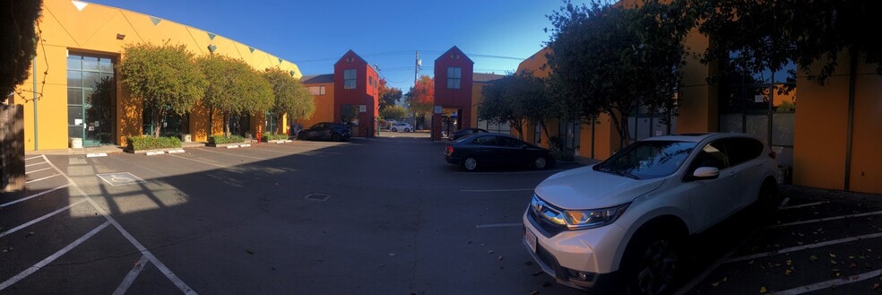 More Photos Of 2930 Shattuck Ave, Berkeley Office For Lease