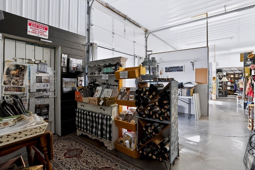 More Photos Of 291 E Two Cent Rd, Bargersville Warehouse For Sale
