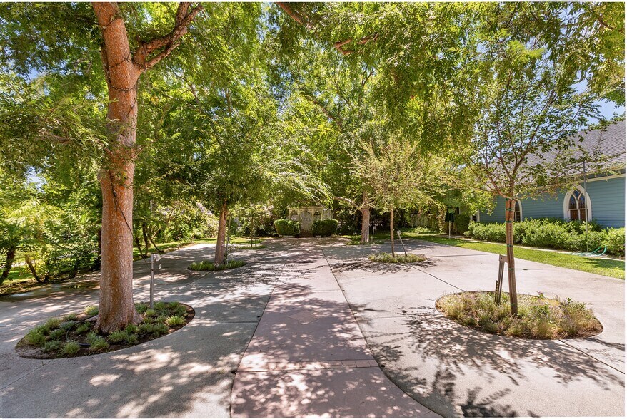 More Photos Of 2064 Orange Tree Ln, Redlands Lodge Meeting Hall For Sale