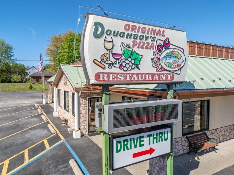 More Photos Of 232 W Moorestown Rd, Wind Gap Restaurant For Sale