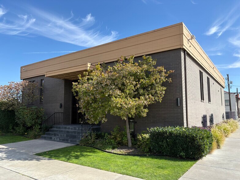 More Photos Of 428 W Shoshone St, Pasco Office For Sale