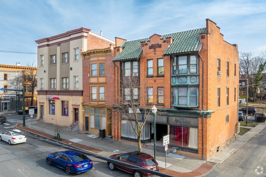 Primary Photo Of , Harrisburg Multifamily For Sale