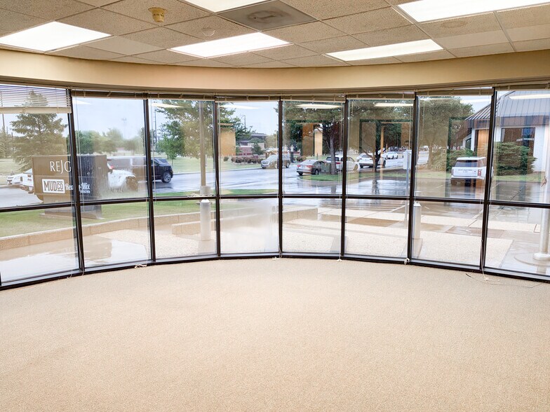 More Photos Of 4021 84th St, Lubbock Loft Creative Space For Lease