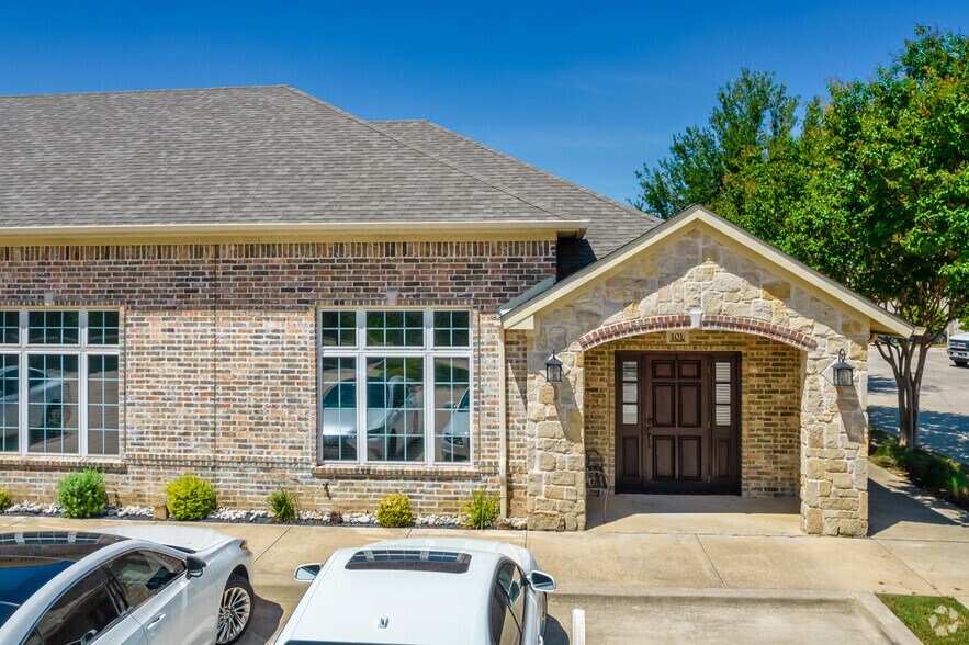 More Photos Of 7167 Colleyville Blvd, Colleyville Medical For Sale