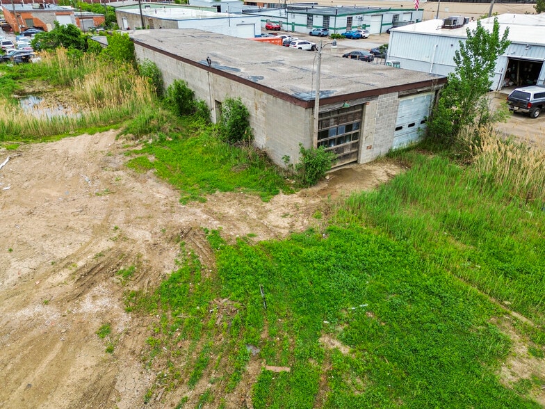 More Photos Of 30150 Lakeland Blvd, Wickliffe Warehouse For Sale