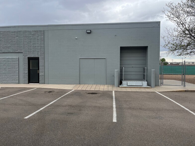 More Photos Of 2651 W 11th Street Rd, Greeley Light Distribution For Sale