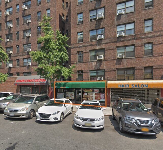 More Photos Of 2 Monroe St, New York Apartments For Lease