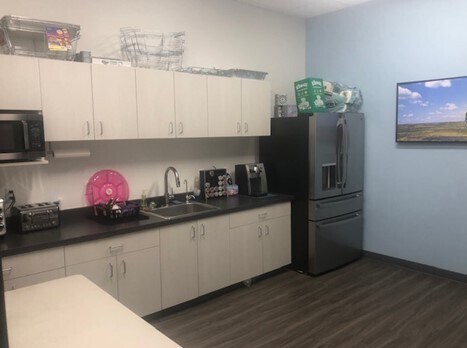 More Photos Of 1064 S North County Blvd, Pleasant Grove Office For Lease