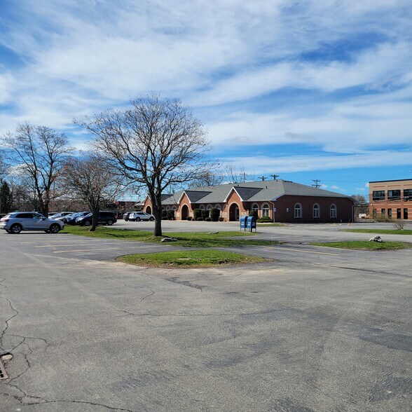 More Photos Of 6490 Main St, Buffalo Medical For Lease