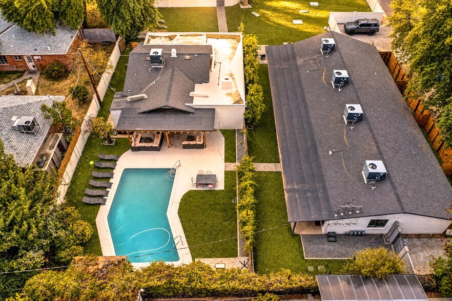 Primary Photo Of Rare Gated Behavioral Health Estate | Arcadia Lite | 5-Unit Campus-Style Opportunity, Phoenix Assisted Living For Sale