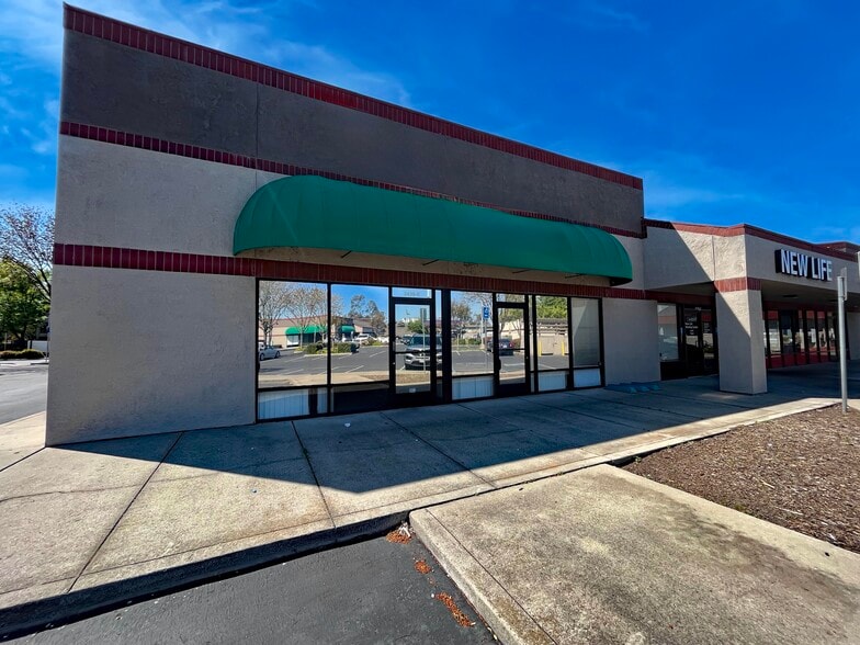 More Photos Of 3410-3436 W Hammer Ln, Stockton Unknown For Lease