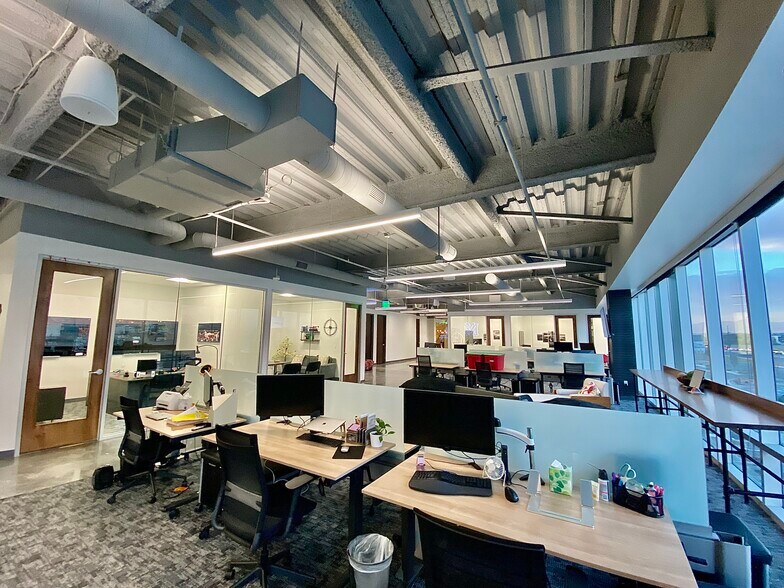 More Photos Of 1064 S North County Blvd, Pleasant Grove Office For Lease