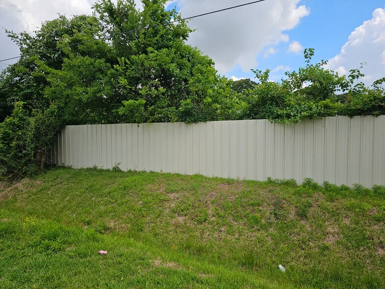 More Photos Of 6007 Van Zandt St, Houston Land For Lease