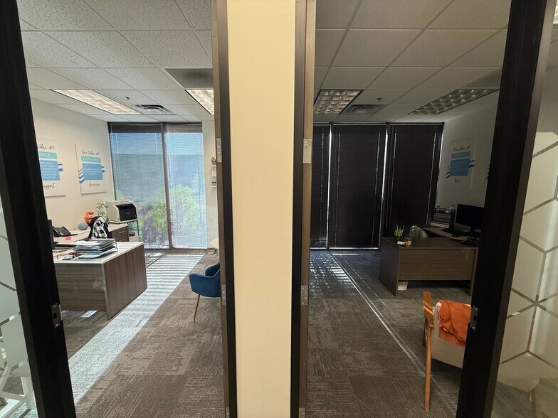 More Photos Of 17235 N 75th Ave, Glendale Unknown For Lease