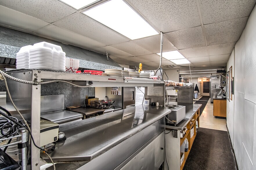 More Photos Of 22020 Palo Way, Palo Cedro Restaurant For Sale