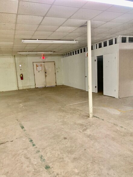 More Photos Of 1002 Walton Way, Augusta Research And Development For Sale