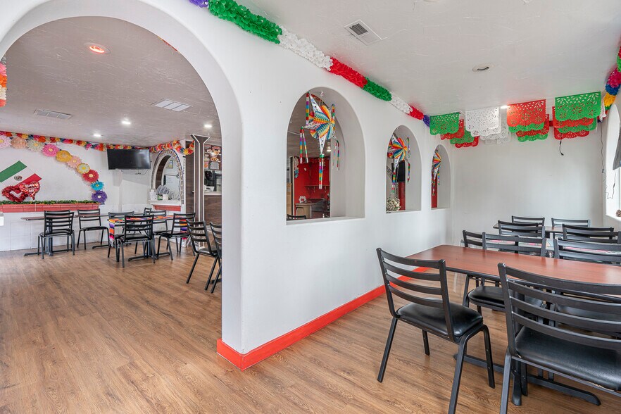 More Photos Of 3103 Highway 20, Sweet Home Restaurant For Sale