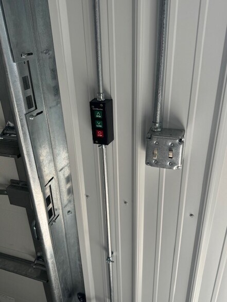 More Photos Of 700 Armstrong Dr, Fairmont Service For Sale