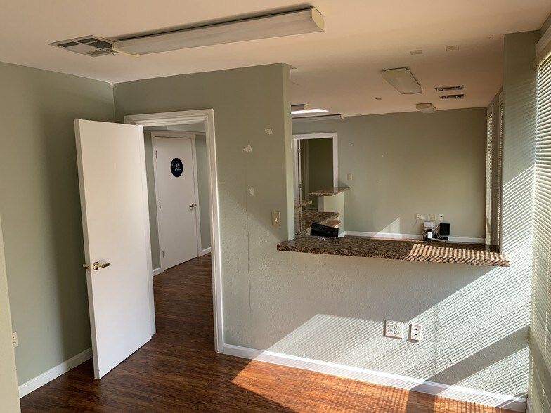 More Photos Of 1023 E Chapman Ave, Fullerton Medical For Lease