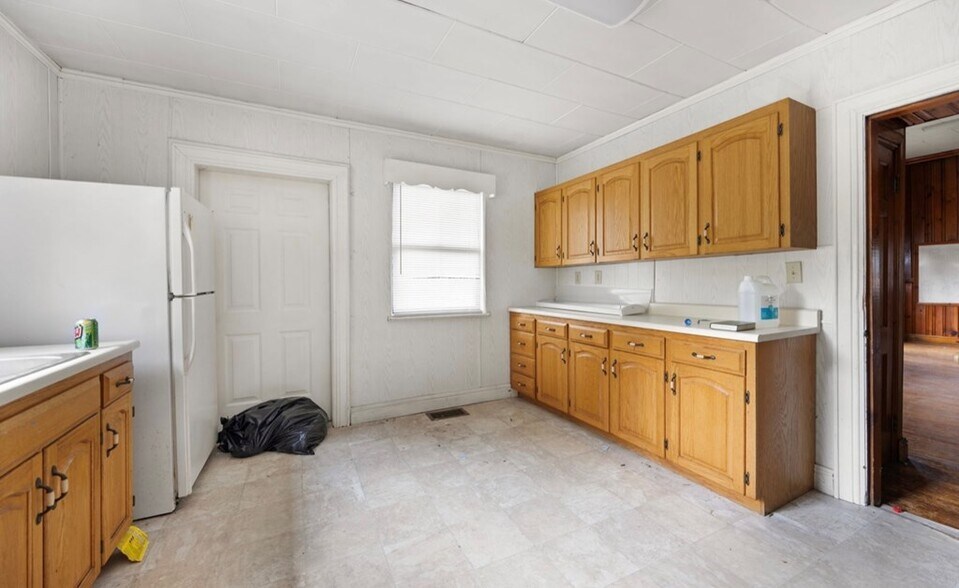 More Photos Of 112 Indian Bend Drive Hazard KY. 41701 Dr, Hazard Religious Facility For Sale