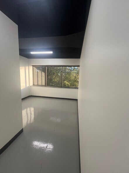 More Photos Of 309 Plus Park Blvd, Nashville Loft Creative Space For Lease