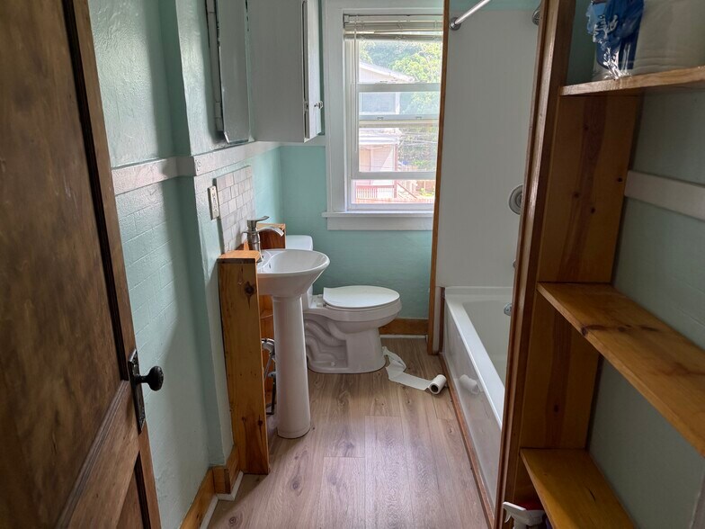 More Photos Of 2054 N 4th St, Columbus Apartments For Sale