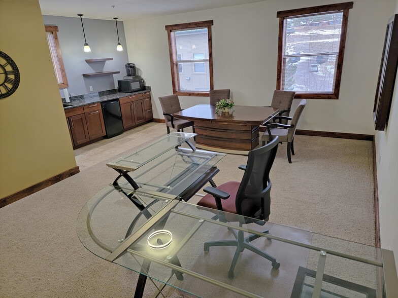 More Photos Of 29320 Industrial Way, Evergreen Self Storage For Sale