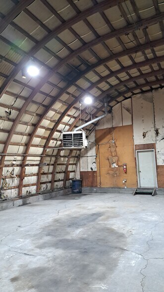 More Photos Of 1987 Farm To Market Rd, Kalispell Industrial For Lease