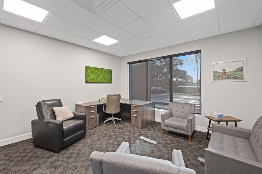 More Photos Of 10055 Yamato Rd, Boca Raton Medical For Lease