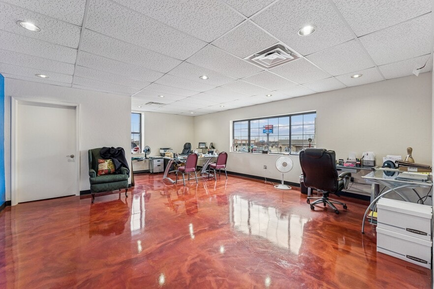 More Photos Of 1005 SW 4th St, Moore Religious Facility For Sale