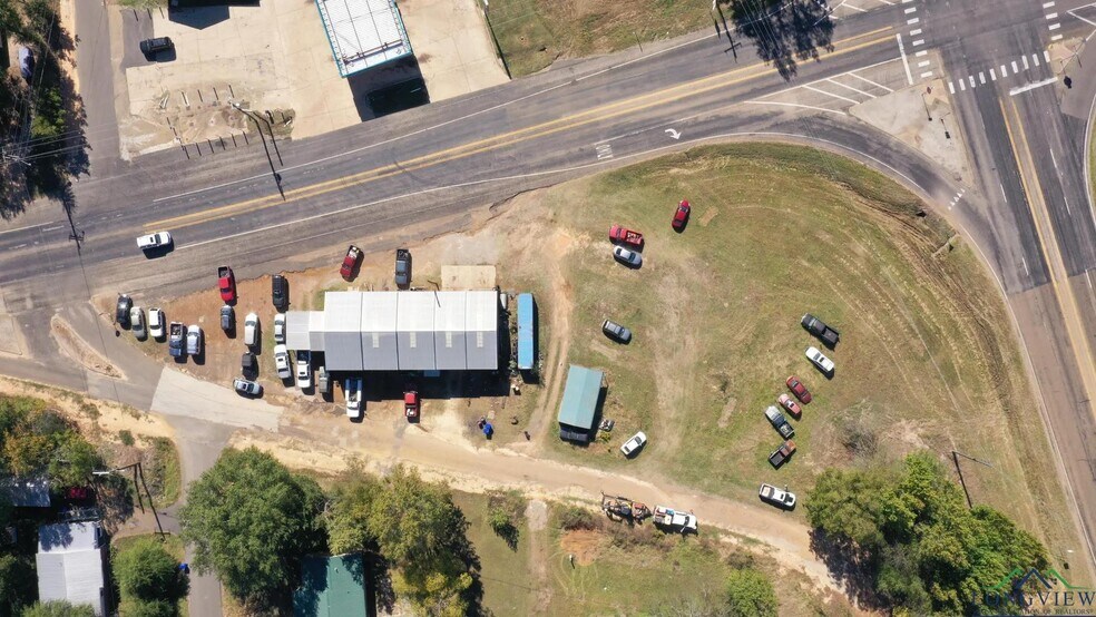 More Photos Of 1000 W Houston St, Linden Specialty For Sale