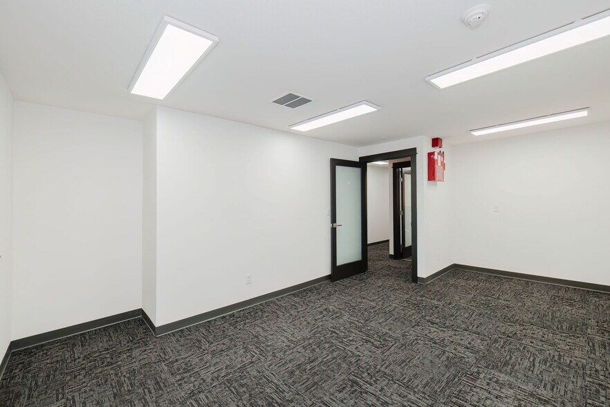 More Photos Of 5706 Bethel Rd, Port Orchard Warehouse For Sale